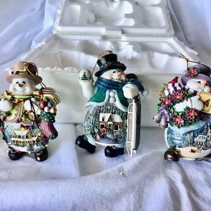 Thomas Kinkade Memories of Christmas Snowman Ornaments, Set 3